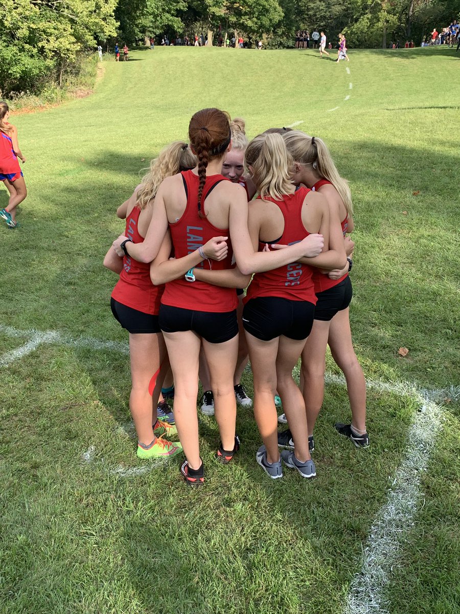 NorthScottXC's tweet photo. Varsity girls in action last night at our home meet https://t.co/yFoEHnNoJM