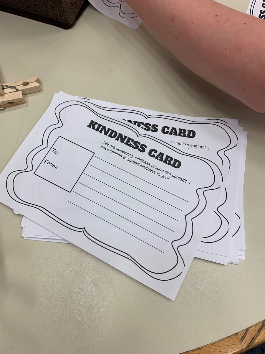 Laura Golden tweet media