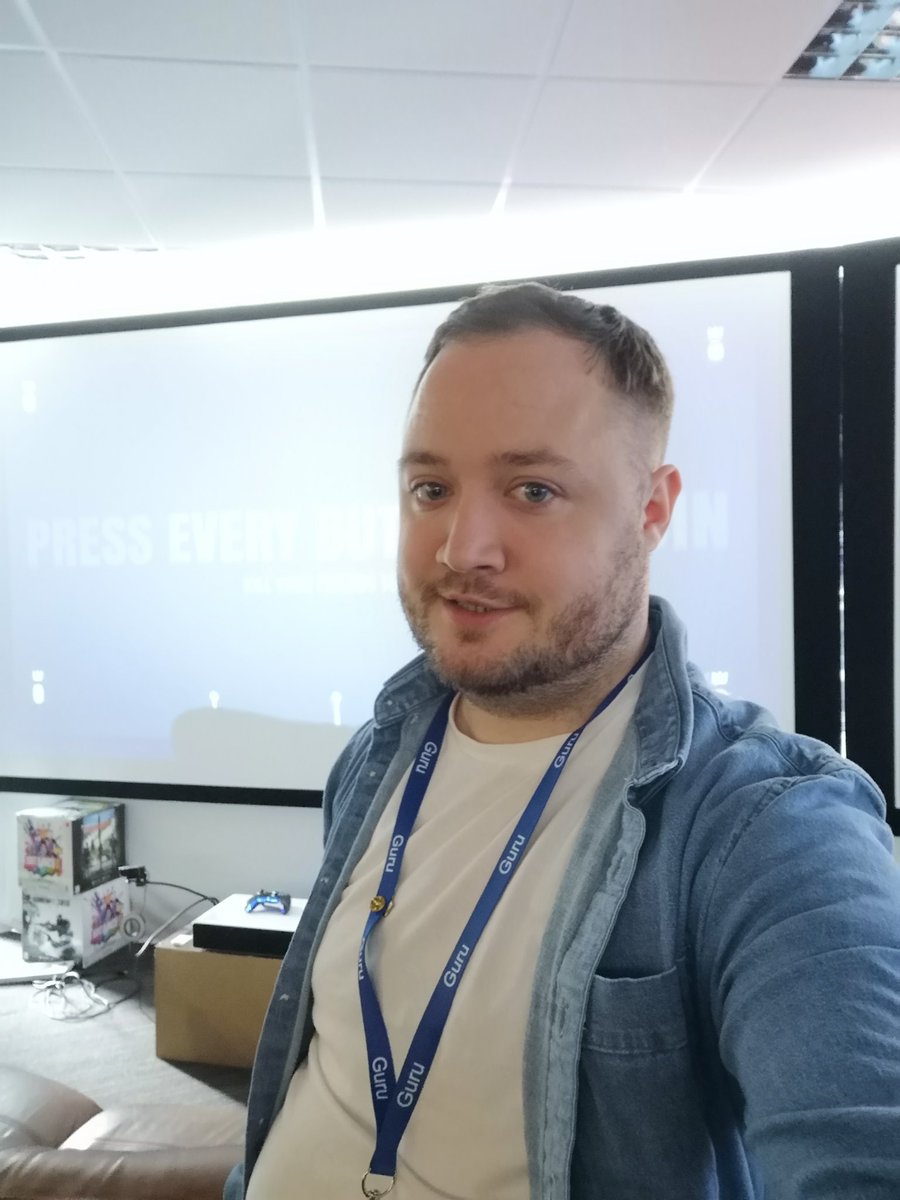 O2GuruLennySale's tweet photo. Having Fun supporting @EveryoneCanUK tonight @MIDCommsUK @O2GuruSophia @O2GuruEd #MIDCommunity #EveryoneCan #saletown #O2 https://t.co/4kZfaoJREJ