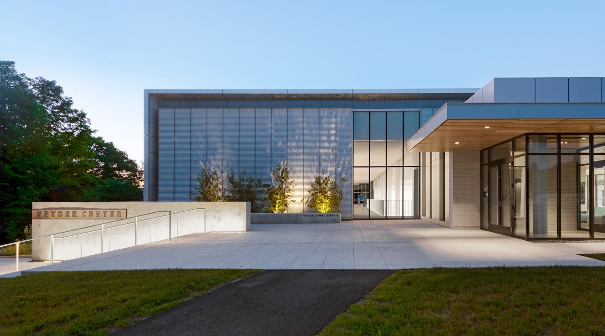 perkinswill_BOS's tweet photo. “The simple form offers a deliberate, skillfully executed solution—welcoming and timeless,” says Brent Tippets, @AthleticBiz Facilities of Merit Juror on our @phillipsacademy Snyder Center project (a 2019 awardee!). Congratulations, team! https://t.co/afJzFJKpwg https://t.co/hODI2WLMs0