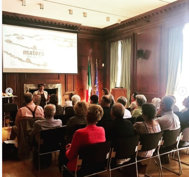 iace_language's tweet photo. Pictures from our excellent event on #matera! After the screening we heard from Francesca Agnati, Matera's premiere cultural expert, and Silvana Mangione, V.S.G. CGIE and ambassador of Matera to the world, who provided excellent commentary! #capitaledellacultura2019 @italyinny https://t.co/cUB0Q9an5E