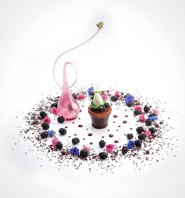 Chocolate and blackberry dessert with caraway ice cream, what a beautiful dessert created by Sébastien Quazzola for our Summer Menu! 🧁🍰✨ ift.tt/34V41wa