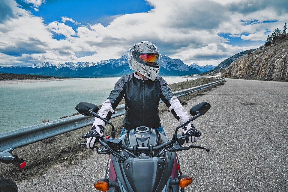 EatSleepRIDE's tweet photo. You. Your motorcycle🏍💨. The open road. Freedom. Explore Canada's 🇨🇦 best roads + win gear every month. Join the #CannonballRides x Joe Rocket Canada Challenge. Here's how: https://t.co/1I8d0KO54R
#JoeRocketCanada #JoeRocket #canadaroadtrip https://t.co/ReyxAikGbT