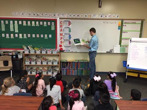 Ed &amp; Training and SkillsUSA officers at Austin Elementary Read for a Better Life. Thank you <a href="/AustinCubs/">Austin Elementary, Conroe ISD</a> our students loved reading to your students. @CCHSConTech <a href="/CaneyCreekHS/">Caney Creek High School, Conroe ISD</a>