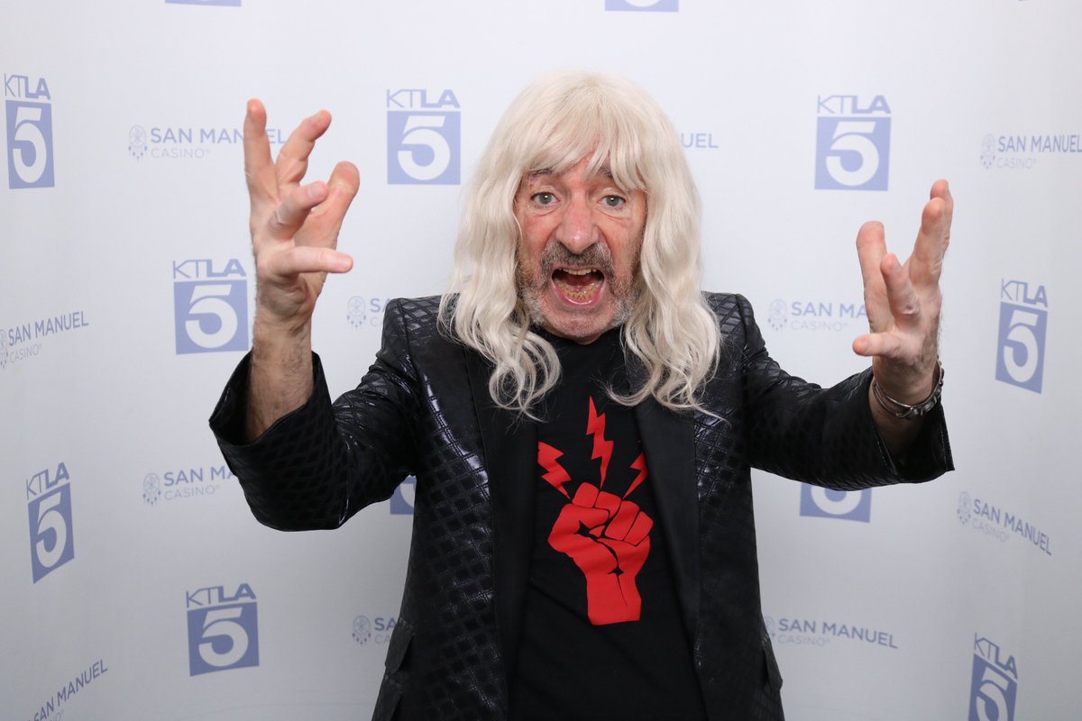 Rock Legend #DerekSmalls on his New Album "Smalls Change" &amp; Tour "Lukewarm Water Live" <a href="/SmallsLife/">Derek Smalls</a> <a href="/SamOnTV/">Sam Rubin</a> #rockandroll #NewMusic #SmallsChange 
youtu.be/a0fp1p9cnow