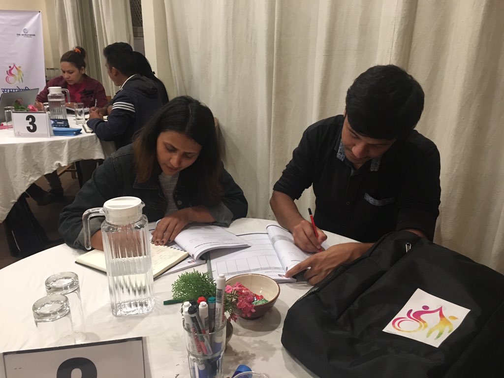 Deepa_Rai's tweet photo. It’s 10:20 PM in #Kavrepalanchowk  and these budding entrepreneurs are still working! #WorldBankNepal #InclusiveEntrepreneurshipTraining #TalkAboutInspiration https://t.co/FBfPB0z3tf