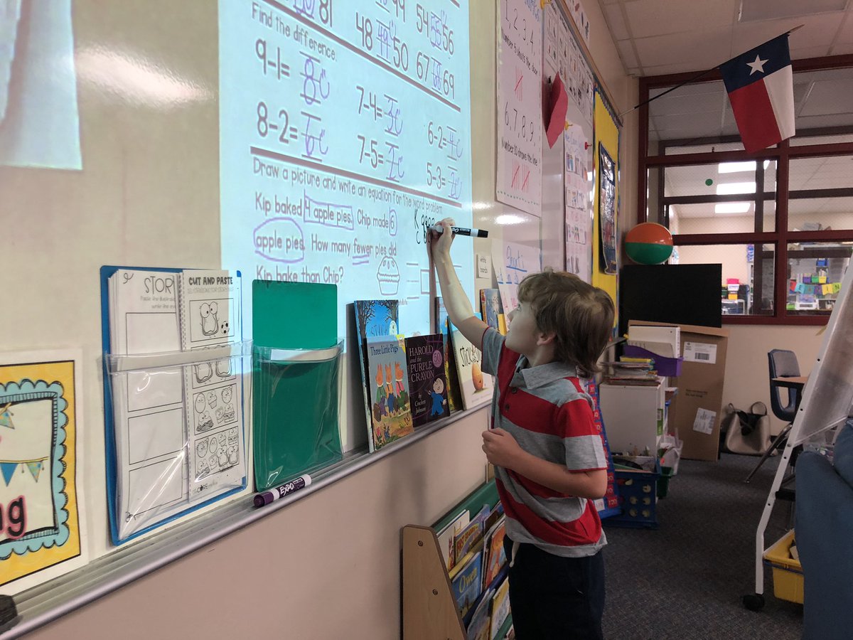 beckybeach77's tweet photo. Love it when my students teach each other!  @PowellCISD https://t.co/nBL3vHNAcZ