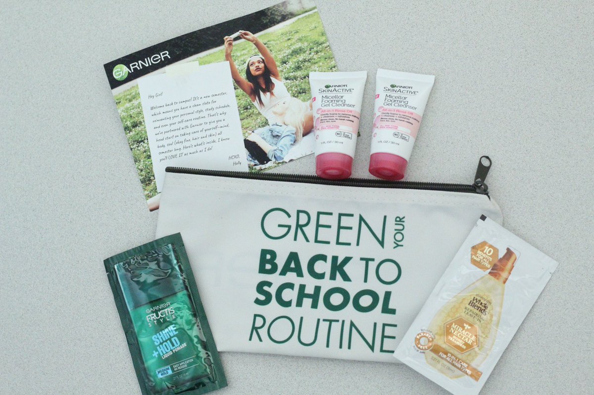HCHamptonU's tweet photo. Who doesn’t love self-care? Show yourself some extra love with these special Garnier goodies! 💓🌻 Catch up with your favorite HerCampus HamptonU Cutie for more details about the products! @garnierUSA #GarnierGuy #GarnierGirl #HerCampusChapter https://t.co/2YbGPDvXwS