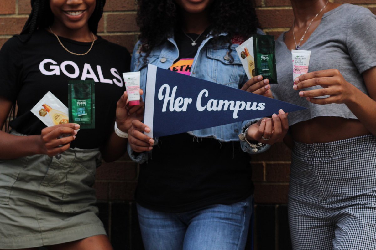 HCHamptonU's tweet photo. Who doesn’t love self-care? Show yourself some extra love with these special Garnier goodies! 💓🌻 Catch up with your favorite HerCampus HamptonU Cutie for more details about the products! @garnierUSA #GarnierGuy #GarnierGirl #HerCampusChapter https://t.co/2YbGPDvXwS