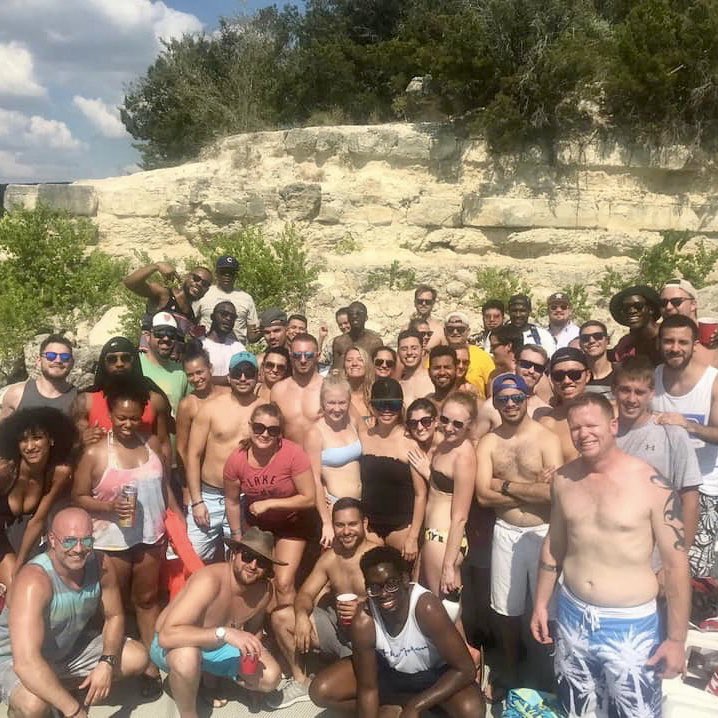 LegacyBizInc's tweet image. #LakeTravis was a blast with this team! #LegacyBusinessDevelopment’s organizational #retreat was a huge success, and we are refreshed and ready to head back to #Houston to crush the rest of 2019! 💪🏼😎