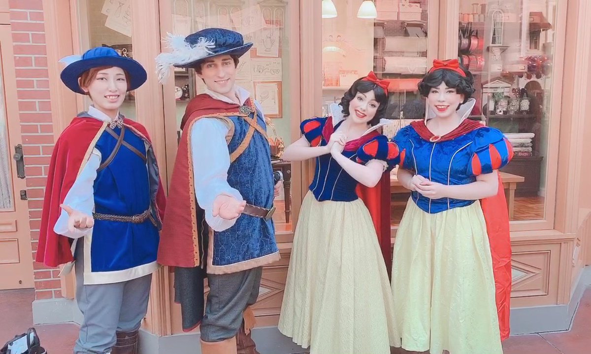 Twitter இல 琉生 Rui 20年前の私へ 白雪姫が好きすぎて仮装してインして白雪姫 グリでと虚無顔で写真とっていましたが この先の未来で王子の仮装して白雪姫 王子グリで写真を撮ることになりますよ 今でも白雪姫が大好きです 年後の私より Twitter இல 琉生 Rui 20年前の私へ 白雪姫が好きすぎて仮装してインして白雪姫 グリでと虚無顔で写真とっていましたが この先の未来で王子の仮装して白雪姫 王子グリで写真を撮ることになりますよ 今でも白雪姫が大好きです 年後の私より