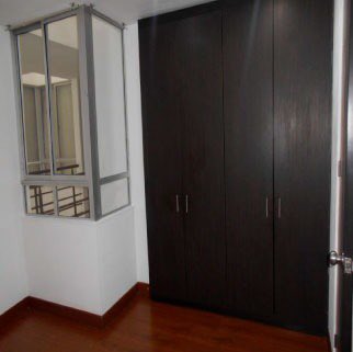 Arriendo Apto moderno Duplex de dos alcobas, cocina integral,sala comedor con chimenea, baño social y un balcón. Por ser un edificio nuevo goza de unos acabados modernos, tiene un garaje. Valor Arriendo: $ 1.290.000 
Valor Admon: $ 512.000 acevedoycia.com Tel: 3478755