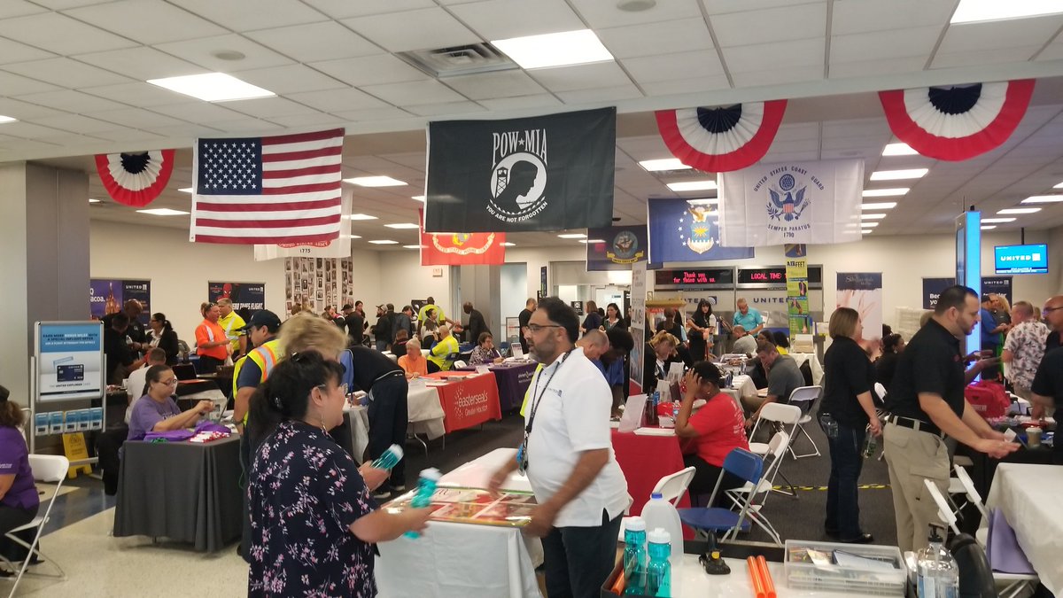 AntwonWarden's tweet photo. IAH is Rocking the Safety Fair!! ONE Family Hub looking out for one another from the top down. 👍👍
@JohnK_UA @KevinSummerlin5 @JMRoitman @rodney20148 @kenw191 
@billwatts_11 
@deck_68 
@weareunited https://t.co/YxGq3eP0XL