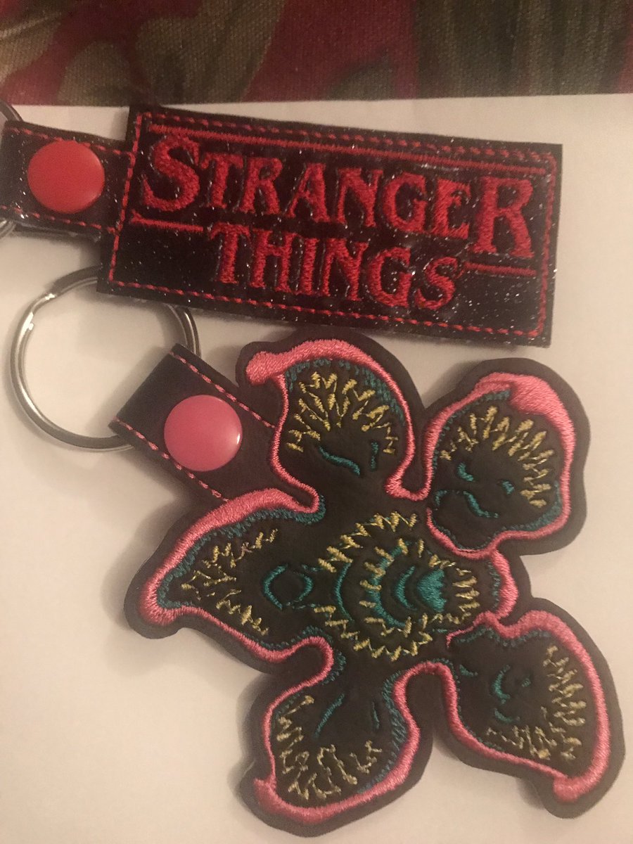 MiracleAustin7's tweet photo. #StrangerThings #demogorgon 🙃🤩🙃💜#StrangerThings4ever https://t.co/5AQuPnPsOy