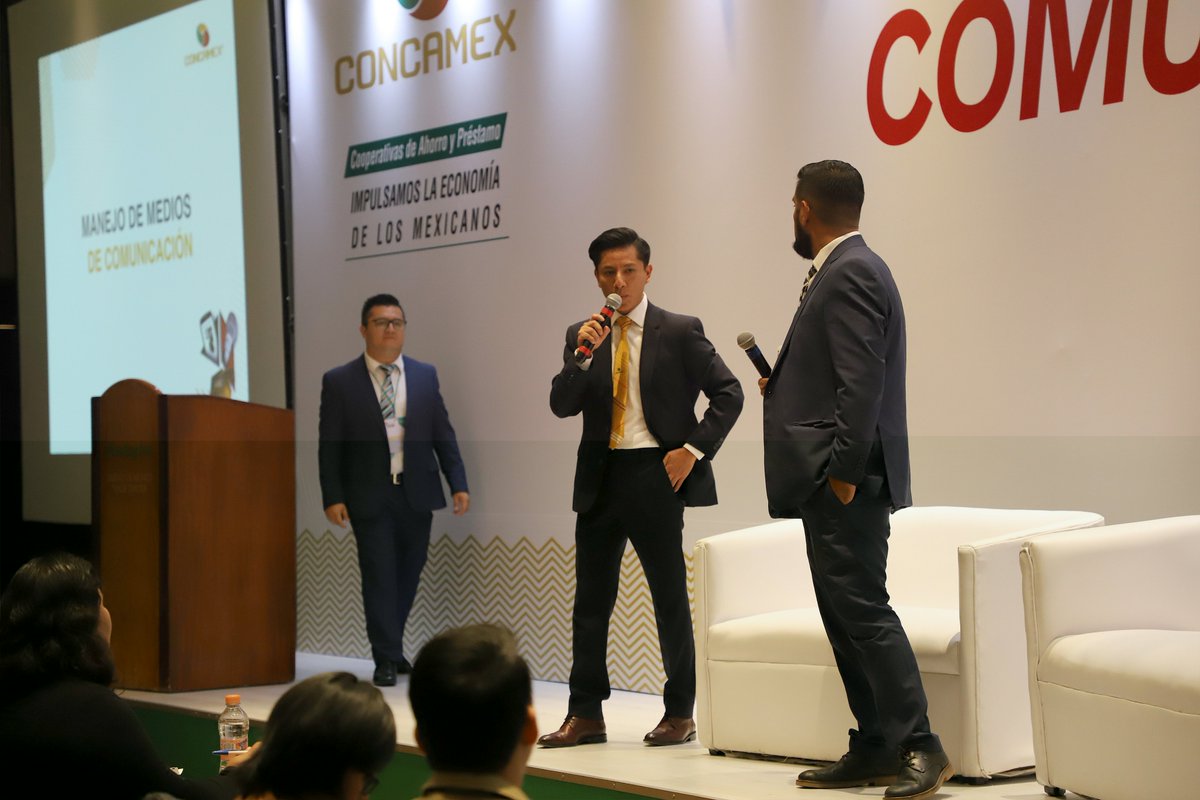laconcamex's tweet photo. El Gerente de Comunicación Social de Concamex, Zeferino Raciel Ramírez y parte del Comité de Comunicación Concamex; Roberto Becerra y Francisco Álvarez, impartiendo el taller de Manejo de Medios de Comunicación. #Concamex #ForoConcamex #Cooperativizar #ForoComunicación https://t.co/BjRwJMSYPq