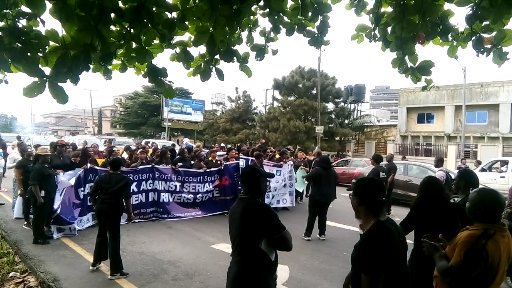 Datoofthecreeks's tweet photo. We weren't finding it funny anymore
We stood up like Rivers women that we are.
We walked with our men
We demanded and we made our statements..
Thanks to all who showed up!!!
#stopkillingourwomen
#SerialKillerInPH https://t.co/ebn8IOIf1H