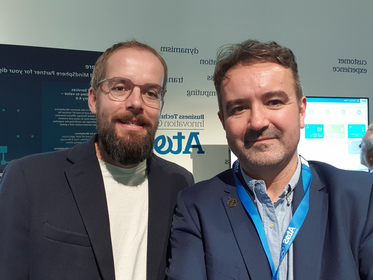 Look who joined us today at the <a href="/Atos_DE/">Atos Deutschland</a> Business Technology and Innovation Centre in Munich.

Great to meet you again  <a href="/HermsenKai/">Kai M. Hermsen - #trust is the new gold 🔶</a>.

<a href="/Siemens/">Siemens</a> <a href="/Atos/">Atos</a> #CharterOfTrust