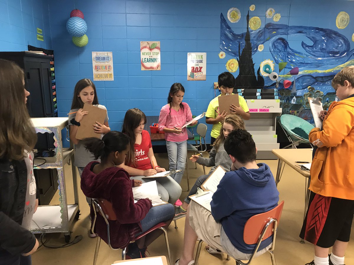 beccamcwhorter's tweet photo. Today, 5th grade TAG participated in their first Socratic Circle of the year and had some VERY insightful things to say! This group continues to amaze me! #TAG #jefcoed #highorderthinking #giftededucation #BeBoldBeBraveBeBrookville2019 https://t.co/n4dMQYloVI