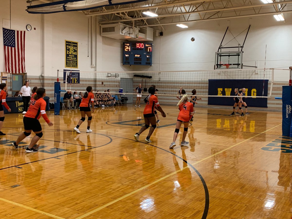 b_lawson1's tweet photo. There it is! A 2 Game SWEEP for the match! 7th Grade Volleyball brought their “A” game tonight! #EwingTrail #SenatorNation https://t.co/cbZOsYfyKV