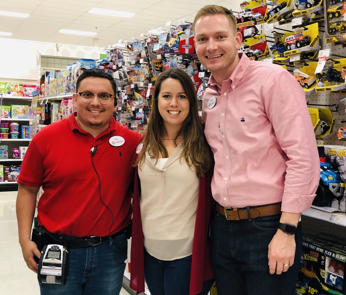 StellaRomanov's tweet photo. So proud of this team and the progress they are making! Can’t wait to see their plans come together this Q4! #WWABD #D313 @peter_odahowski https://t.co/5UjzaFzBHw