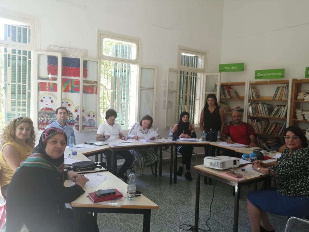 HildaKhoury's tweet photo. Dans le cadre d’un projet organisé par @UNESCOBEIRUT financé par  @AmbaFranceLiban à travers @EduCannotWait , 550 conseillers pédagogiques du @MeheLebanon ont commencé des cours de langue française en partenariat avec @InstitutFrLiban dans le but d’obtenir le Dalf et le Delf . https://t.co/WWYWPe5N3T
