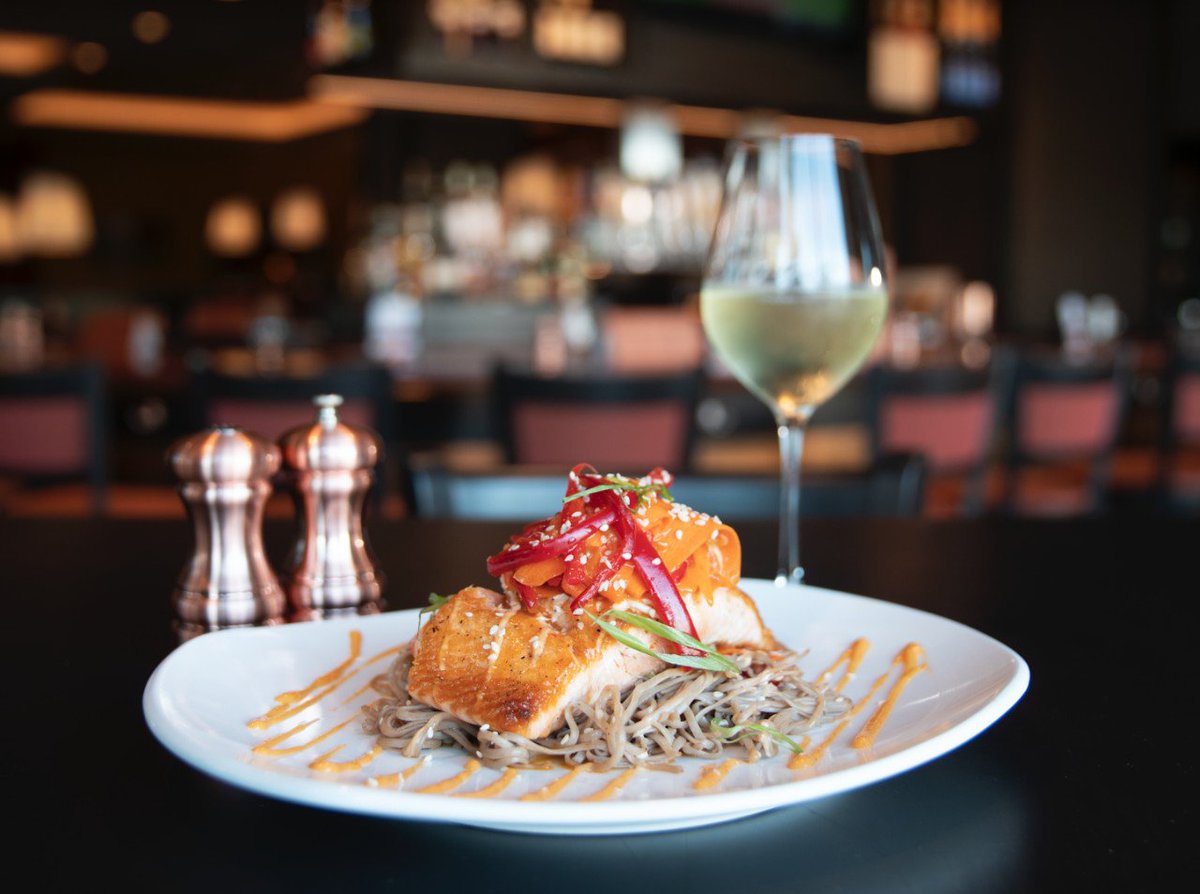 DiningPlaybook's tweet photo. Treat yourself to one of @110Grill fan favorites, the Sesame Ginger Salmon! Pairs excellent with a glass of white wine! Then again, what doesn’t? #winedownwednesday #diningplaybook https://t.co/NnXGNHADqx