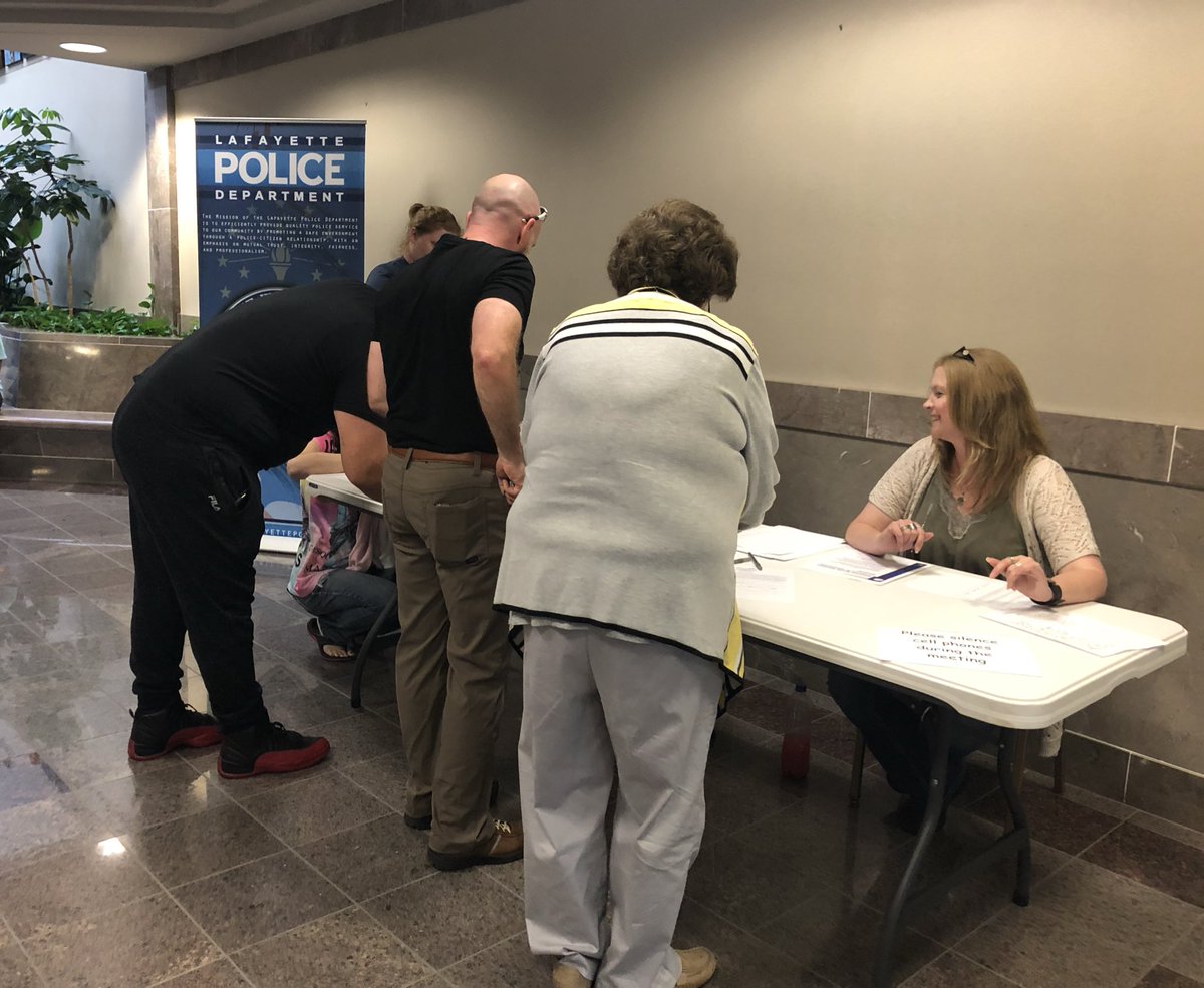 LafayetteINPD's tweet photo. Citizens Academy is in full swing tonight! ๐ฎโโ๏ธ๐ฎโโ๏ธ #LPDIN #CitizensAcademy https://t.co/njLiUnU8Ex