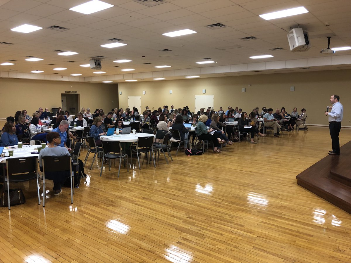 katekro's tweet photo. Packed house today in Jackson TN with thought leadership provided by Dr Gene Kerns on Formative Assessments and TOSS ALI. Thanks to all who turned out willing to learn!  Renaissance appreciates the opportunity to share. #assessments #tosstn1975  #Renaissance https://t.co/A4EMUymiYy