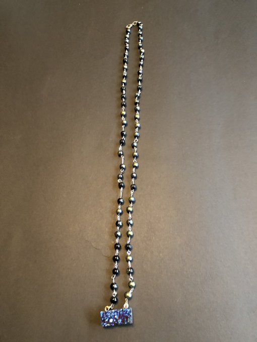 RollJewelry's tweet photo. $20 Rectangle Rock Pendent/Multi-Color Beads
#necklace 
#custommade 
#HandmadeHour 
#rocknroll 
#pendent 
#Georgia 
#Nice 
#cute 
#prettylittlething 
#jewelry 
#jewelryaddiction 
#jewelryshop 
#jewelrylovers 
#jewelrydesign 
#jewelrydesigner 
#rectangle https://t.co/papM0Wnscn