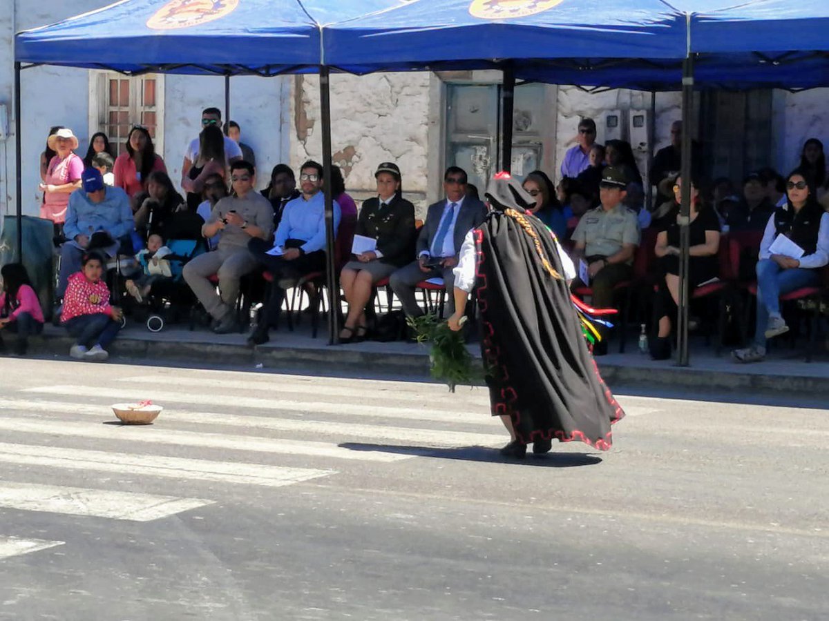 JoseGuerrero_sg's tweet photo. Un hermoso y muy bonito desfile de las #OrganizacionesSociales en la localidad de #Baquedano, con gran patriotismo se realizó el desfile en Honor a las Glorias del Ejército, felicitaciones a cada una de las Organizaciones #FelicesFiestasPatrias #Antofagasta. https://t.co/dwtpo893fu
