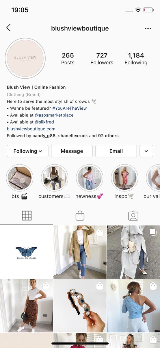 Haribo212's tweet photo. STOP AND READ!! My friend brit quit her job to pursue her dream and start her own online shop and she is posing her tiny little head off and living off of rations to make it big time. Please retweet and if I get 1000 retweets then I will shave my entire head. @blushviewboutique https://t.co/lq5USJTkuz