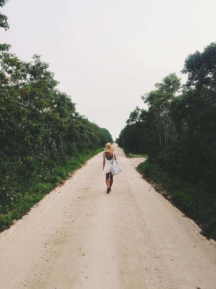 well_essentials's tweet image. Staying active on vacation can be tough. Check out my top tips for staying active AND having fun! bit.ly/2wQMcNe