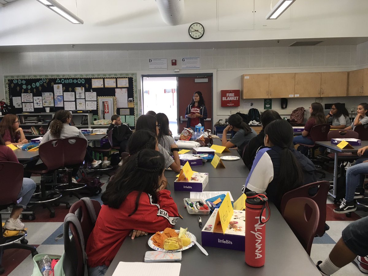 gunderscience's tweet photo. @snap_the_gap Kick Off meeting for our 6th grade girls who are being mentored by our Femineers and our special guest speaker was Miss @justme_celeste, who happens to be one of the original members our first club. @Mrsklgarcia we have def. evolved! #stempoetry https://t.co/0gnSOZxfWB