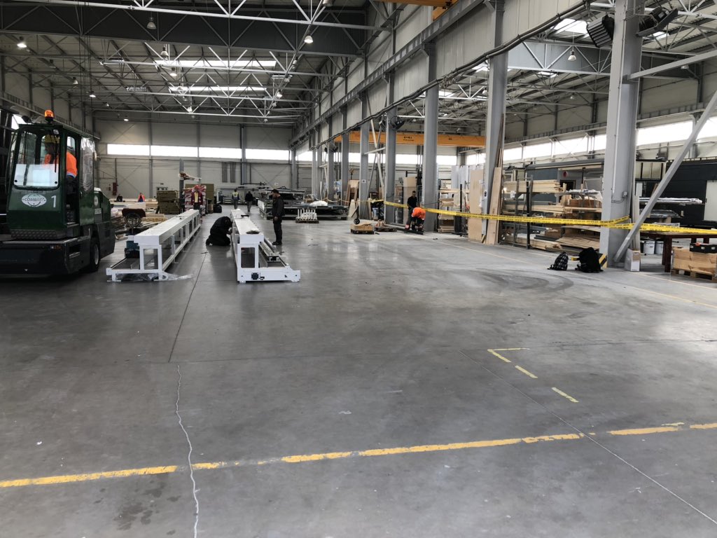 adrian_jjsmith's tweet photo. 12m #timberframe production line starting to take shape #innovation #offsite #installation https://t.co/yrsVEA8iFf