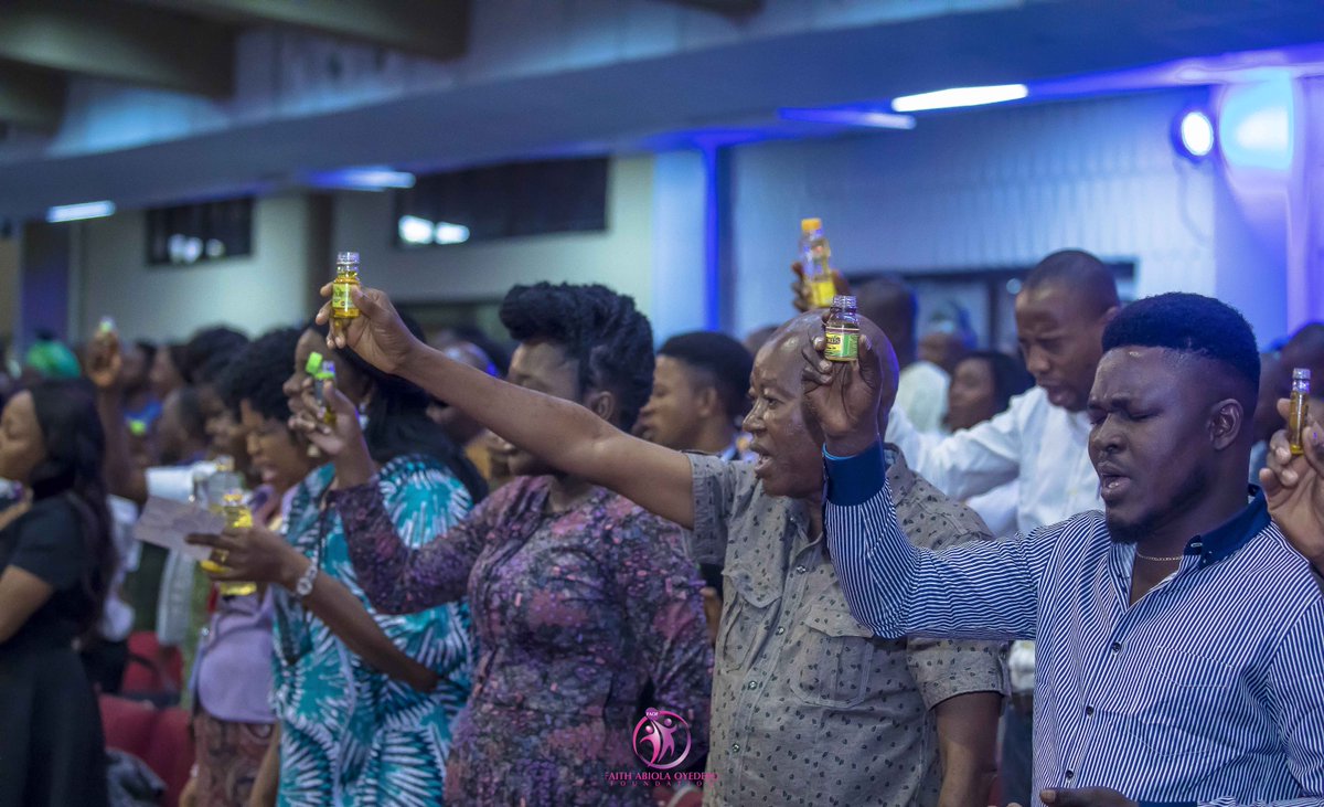 FaithOyedepo's tweet photo. All things begin to work together for your good, in the name of Jesus!
#faof https://t.co/XzuSSFDwkJ