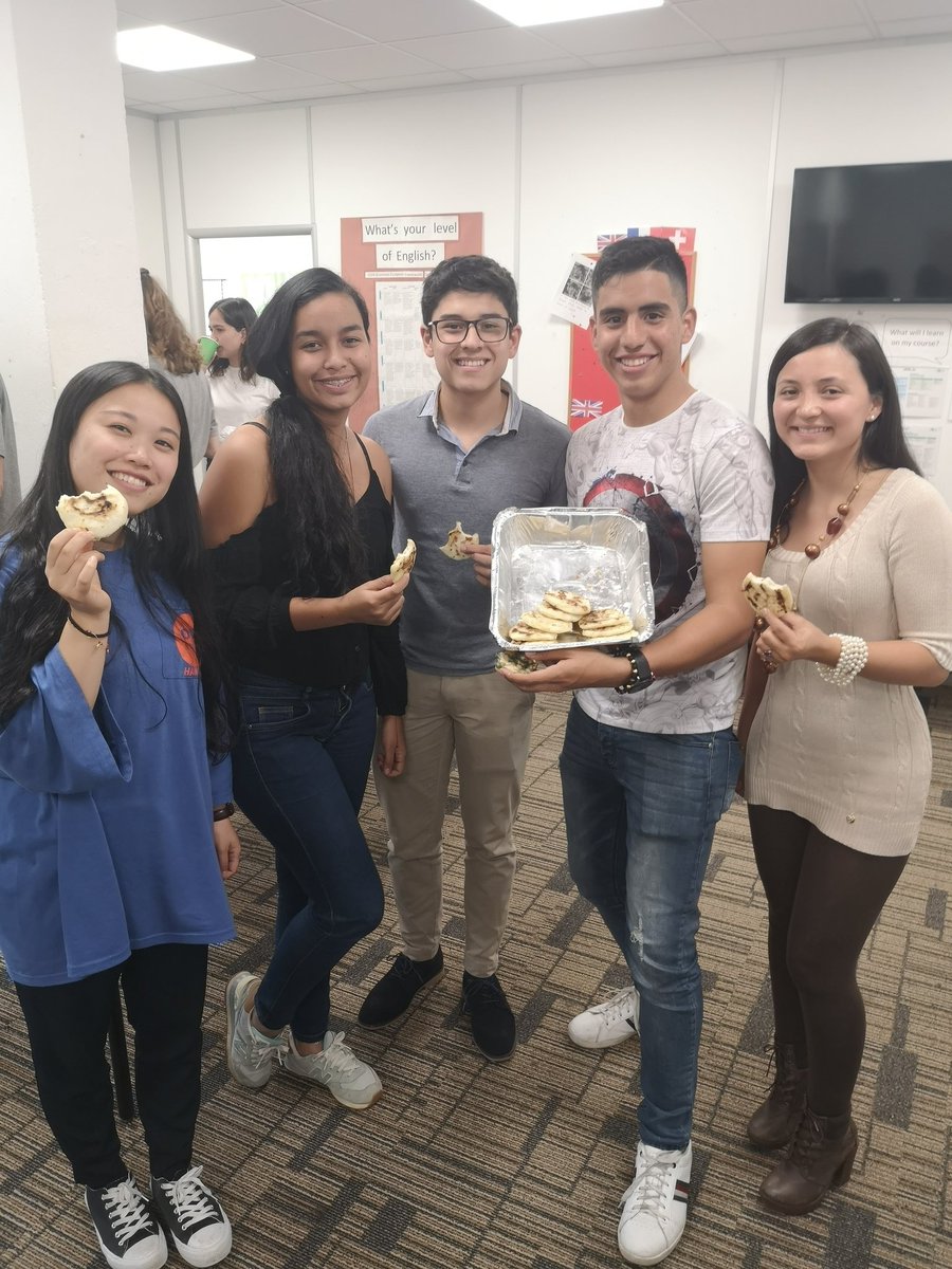 BLC_Bristol's tweet photo. Our students enjoyed some traditional party games (and delicious food) this afternoon to celebrate #BLC15years 🎁🎂🎉 thank you to everyone who joined us! https://t.co/T6K1RM0LN1