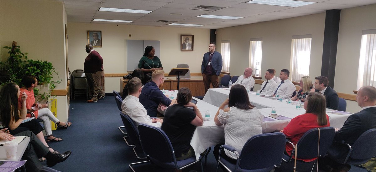 YcTower's tweet photo. Mid morning engagement involved a meaningful conversation about how we can or more importantly we need to change our Education system to make it fit for the 21st century and ensure every child has a chance to achieve.@kee_arlene  @AllianceWork https://t.co/jk4YOEmESt