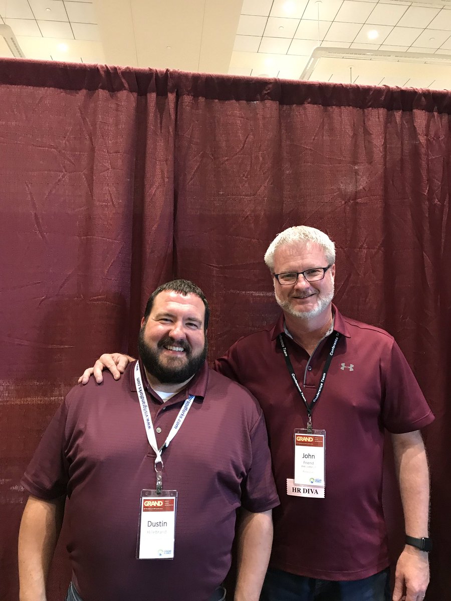 JohnFriends4's tweet photo. Twinning at #WFHR. We even match the curtains. 😂 #hrdivas https://t.co/vzvb8Gyo1t
