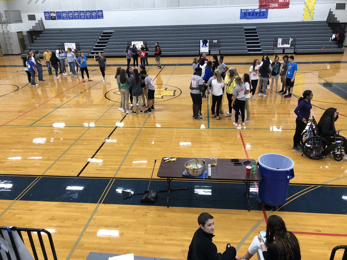 CommunityFccla's tweet photo. Fall leadership 2019 thank you @LibertyHSFCCLA and Kaufman for coming #fccla #txfccla https://t.co/kAy5r9LZ2r