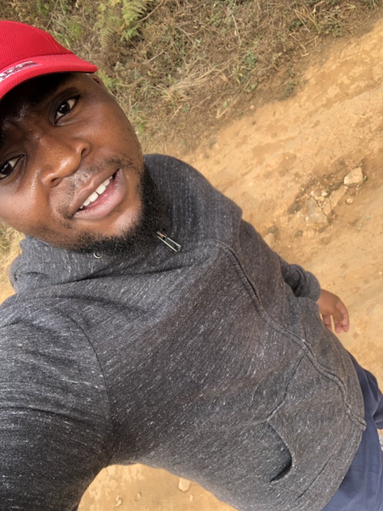 Mbob30's tweet photo. What a story! What trail running looks like #Zomba #Malawi #RUN265 #Run4Reforestation #ZombaForestLodge #ZombaTreez visit us; https://t.co/G0WqL6UOpw ๐ณ๐๐พ ๐ฒ๐ผ https://t.co/DtC4YIIhGv