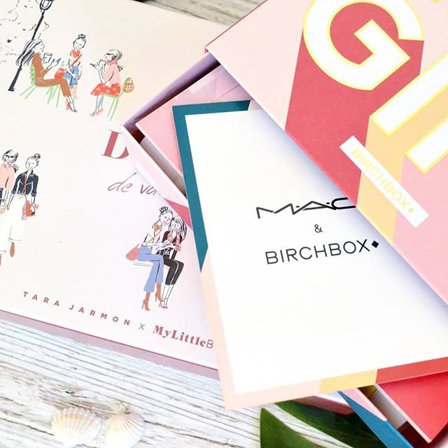 luniversdemel's tweet photo. 🌸 Battle Box🌸
C'est le retour du duel de box sur le blog ! Laquelle aura ma préférence entre la Birchbox Girl Power et la Little Box "Debrief de Vacances" ? Réponse sur le blog, lien en bio !
Des bisous, belle soirée !
#box #boxbeaute #boxaddict #b… https://t.co/zyPc8dEbmY https://t.co/MIU3ob9hUo