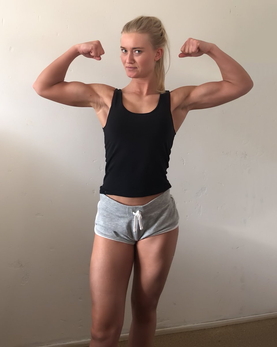 gymworksout's tweet photo. #doublebiceps #arms #girlswithbiceps #armday #bicepflex https://t.co/r2SbB2lE7R