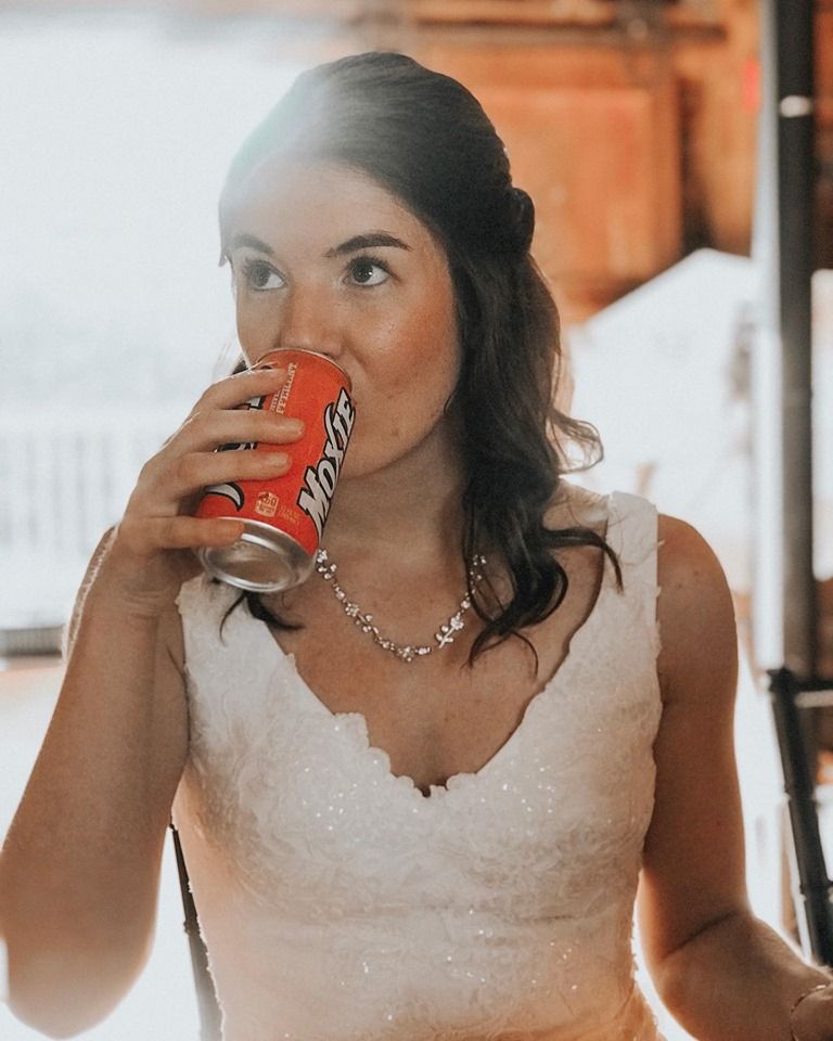 This Moxie Maniac sure knows how to get hitched. Photo credit: James Treadwell