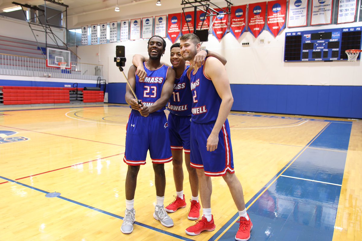 AmericaEast's tweet photo. Stop No. 6 on the #AERoadTrip starts with @RiverHawkMBB! #AEHoops https://t.co/E8xw0H91G0