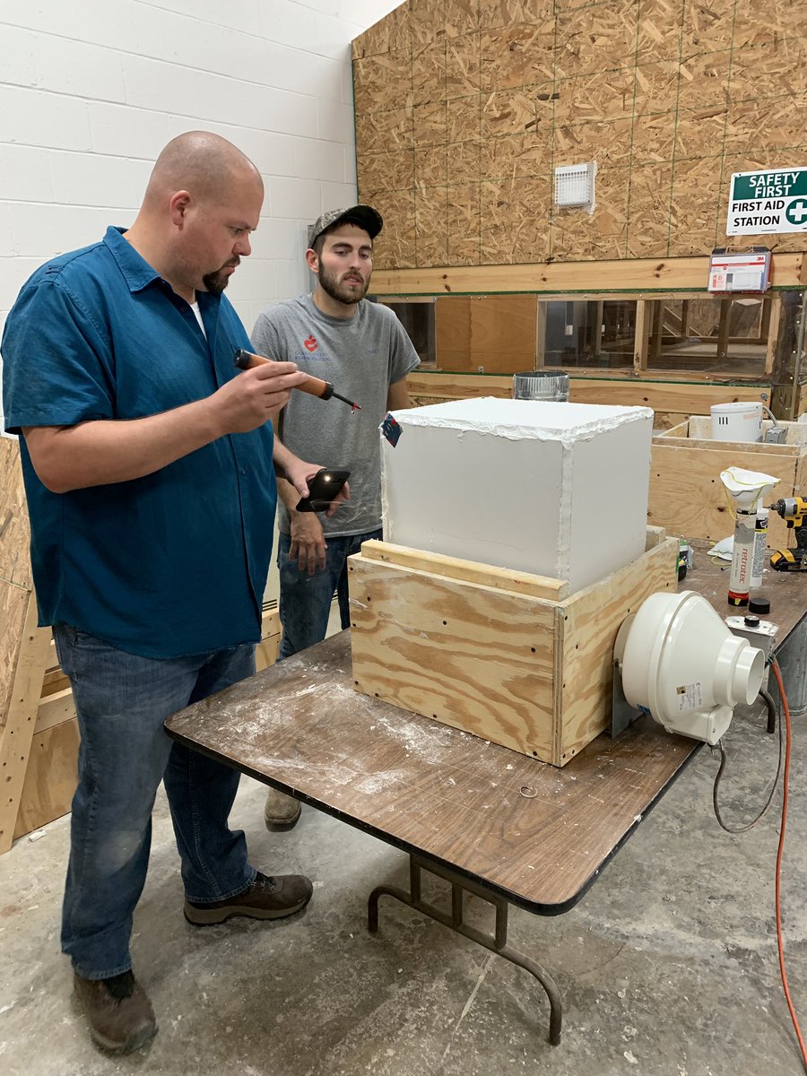 _REE_Training's tweet photo. Students practice air sealing measures on recessed or can light props in our Retrofit Installer Technician class! #retrofit #airseal #airsealing #recessedlighting #buildingscience #weatherization #learnree #energyefficiency #trainingcenter https://t.co/1BIvsH6lSM