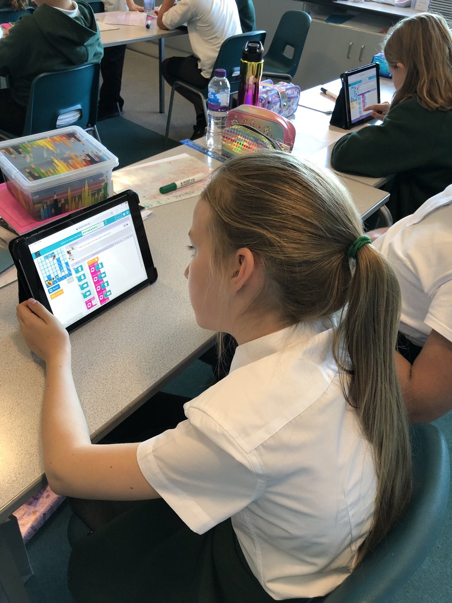 WPSYr4Melyn's tweet photo. This week in year 6 we learned all about loops (repeats). We used @codeorg to practise using the repeat block! #WPScoding #WPSICT #WPSDCF @EAS_STEM @EAS_Digital @WillowtownPri https://t.co/JJTh1gtFpk