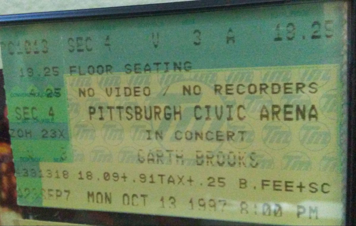 nutts4ep's tweet photo. @garthbrooks #AskGarth #LegacySpotlight. Hearing That Ol' Wind as I crossed over the yellow bridge in Pittsburgh the morning after seeing you live the night before (Oct. 13, 1997) will always be a favorite Garth Road Trip memory. 14 hour drive home was so worth it! @bryanmoore https://t.co/LWd4NUVvKt