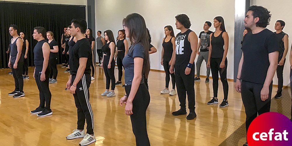 AztecaCEFAT's tweet photo. Ayer dio inicio el #cursopropedéutico de nuestro #ProgramadeEntrenamientoActoral con más de 40 alumnos de diferentes partes del país 🇲🇽 y de latinoamérica 🌎. ¡Mucho éxito a todos ellos! 🙌 https://t.co/DEMCXBSbNT