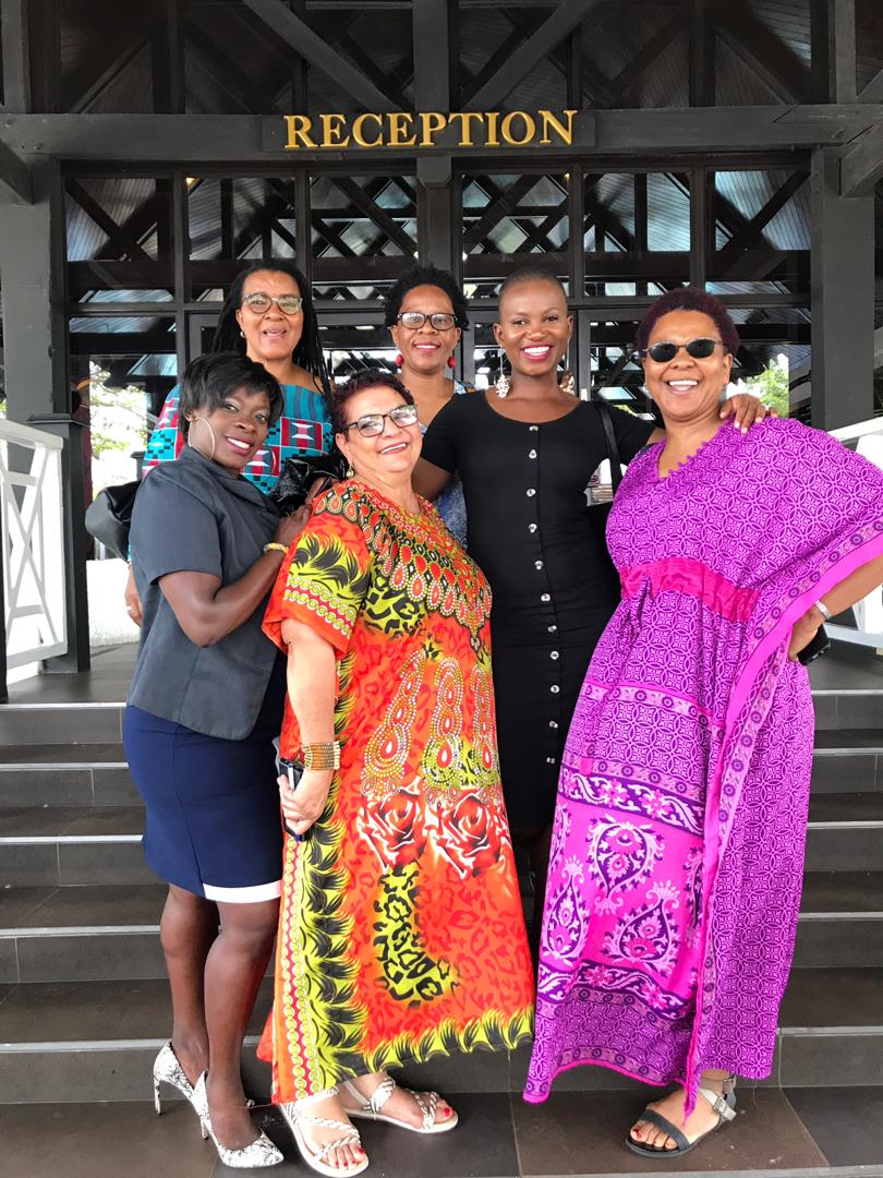 Wendy23453876's tweet photo. Our brands will be showcasing their wines  in  Ghana this https://t.co/M9eEm10uOm wishes to the team and thank you to the Wesgro team for support. #witu_sa #wesgro #mhudiwines #sesfikilewines #siwelawines #ntsikibiyela #libbyspridewines #progressinmotion https://t.co/9EipAC25QH