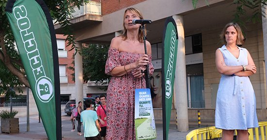 AjSantBoi's tweet photo. La plaça de Mercè Rodoreda s'ha omplert d'activitats aquest dimecres per presentar el projecte Reciclos amb @Ecoembes. Participar-hi amb el mòbil ajuda a millorar la ciutat i el planeta: https://t.co/TM5YVozyAq
#ciutatsostenible #santboi
Nota de premsa: https://t.co/xlEeXnGBUw https://t.co/kC3FcplbkJ